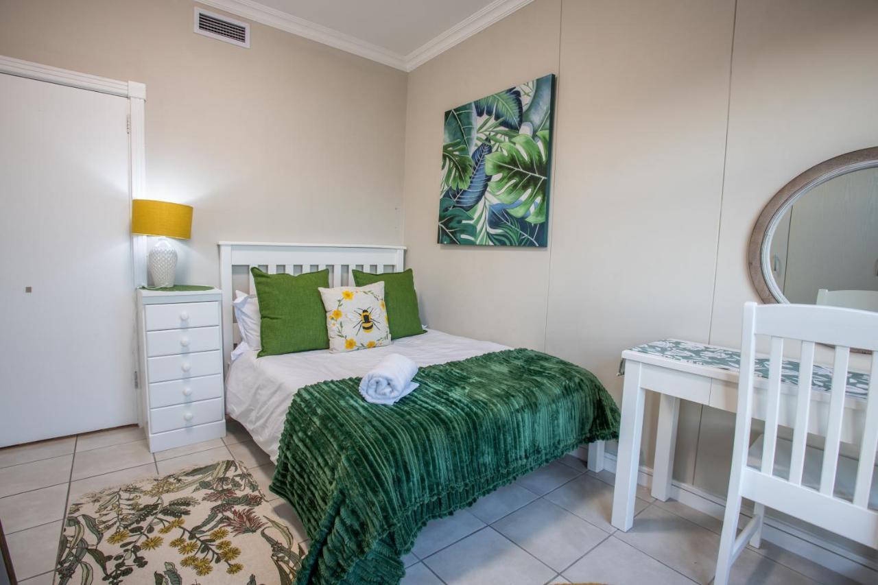 Stay At The Point - Triumphant Tropical Tranquility Durban Eksteriør bilde